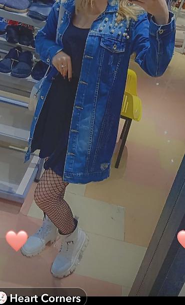 corab çəkmələr: Qadınlar üçün uzun cins gödəkçə - Model: uzun, düyməli denim gödəkçə — 1