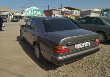 мерседес цешка 180: Mercedes-Benz W124: 1988 г., 2.3 л, Механика, Бензин, Седан