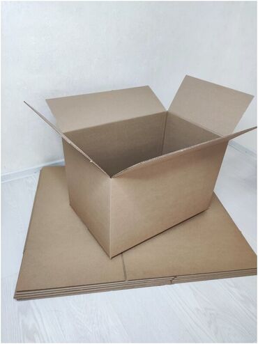 коробки картоновые: Коробка