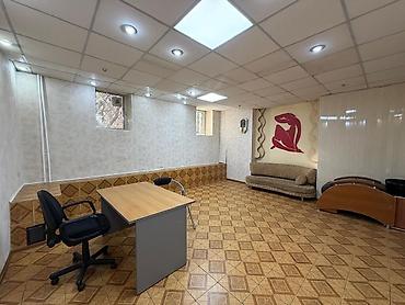 Продажа магазинов: Продажа магазинов В жилом доме, 129 м², Отдельный вход, 1 этаж — 2