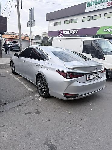 х5 м: Lexus ES: 2019 г., Автомат, Гибрид, Седан — 3
