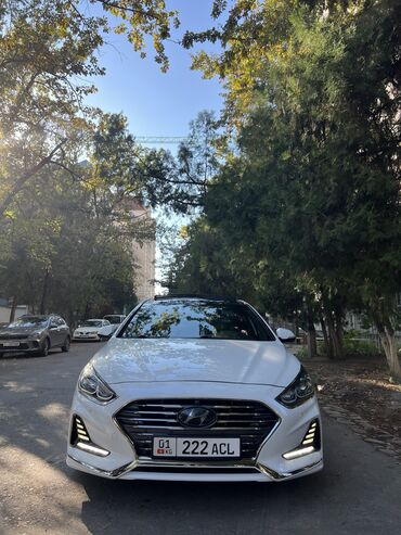 пасат сидан: Hyundai Sonata: 2018 г., 2 л, Автомат, Гибрид, Седан