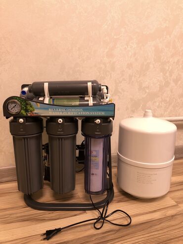 счётчик воды: 7 этапный фильтр для очистки воды с насосом и с бочкой на 5 литров