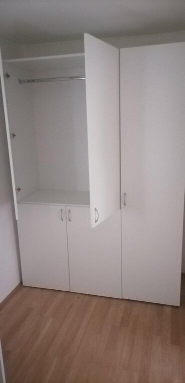 Ormari: Ormar 36 📏 Dimenzije: Visina: 200 cm Širina: 120 cm Dubina: 50 cm — 6