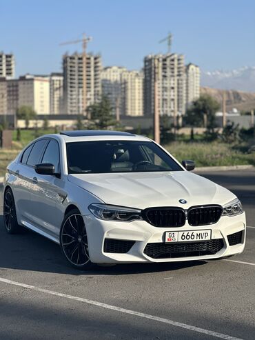 решетки 124: BMW 540: 2017 г., 3 л, Типтроник, Бензин, Седан