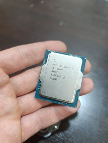 Prosessorlar: Prosessor Intel Core i5 12400F, 3-4 GHz, İşlənmiş