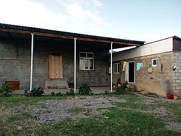 Həyət evləri və villaların satışı: - Məkan: həyətyanı sahəsi olan fərdi yaşayış evi - Ümumi planlama: bir — 1