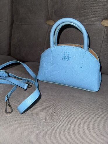 Çantalar: Çiyin çantası — 23