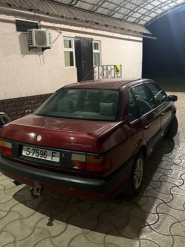 продаю passat b5: Volkswagen Passat: 1988 г., Седан — 2