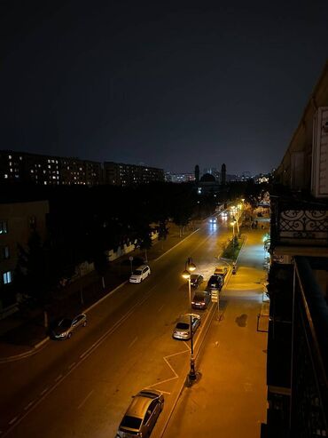 Köhnə tikili: Bakı, Bakıxanov qəs., 3 otaqlı, Köhnə tikili, m. Neftçilər, 78 kv. m — 24