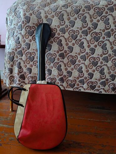 Dinamiklər və kolonkalar: Gitara satılır ünvan Sumqayıt şəhəri qiymət 1300 azn ciddi alıcıya