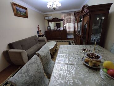 Mənzillər: Bakıxanov qəs., 2 otaqlı, Yeni tikili, 82 kv. m