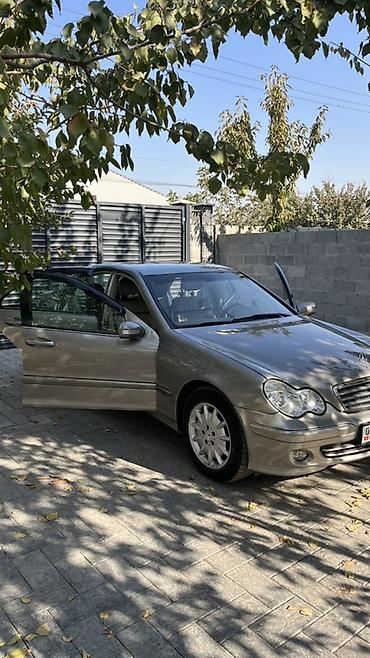 малибо 1: Mercedes-Benz C-Class: 2004 г., 1.8 л, Автомат, Бензин, Седан — 3