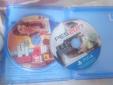 PS4 (Sony Playstation 4): Ideal vezyetde 2 disk ps4 original. GTA5. Pes 2017. ( 40 azn ikisine