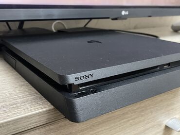 soni 4: PS 4 SLIM на прокат😍 Состояние идеальное✅ Память: 1ТБ🔋 1 день