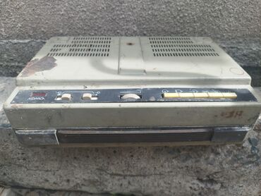 Другая аудиотехника: Радиоприемник и один стабилизатор напряжения. Всё советское! at lalafo.kg — 7 Другая аудиотехника: Радиоприемник и один стабилизатор напряжения. Всё советское! — 7