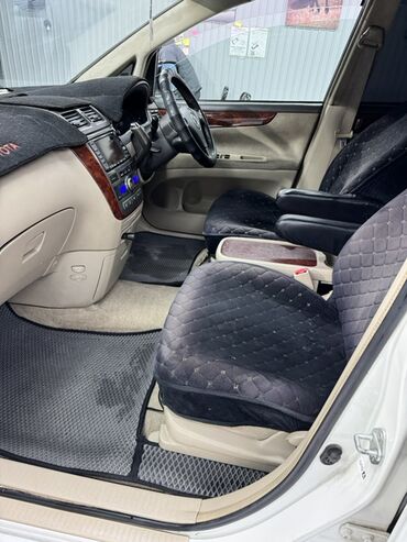 Toyota: Toyota Ipsum: 2001 г., 2.4 л, Автомат, Бензин, Минивэн — 6