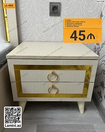 Qızılı detallı tumba. Ölçüləri: 40 x 40 x 50 sm Rəng seçimi lalafo.az -da Qızılı detallı tumba. Ölçüləri: 40 x 40 x 50 sm Rəng seçimi