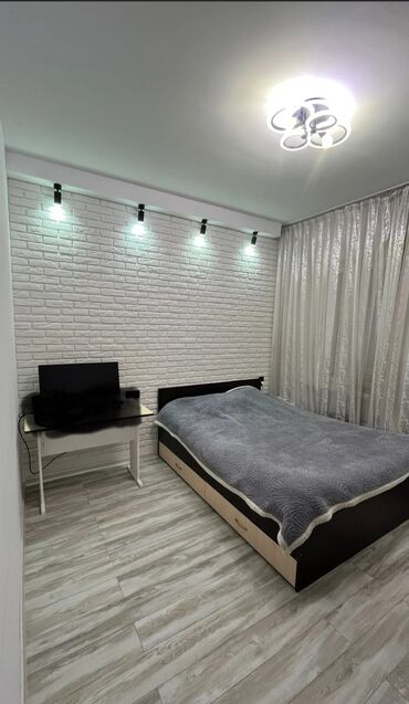 квартиры в пмк чолпон ата: 2 бөлмө, 50 кв. м, 105-серия, 2 кабат, Косметикалык ремонт