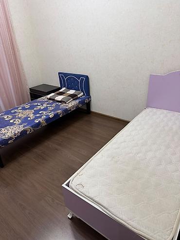 vagonka taxta: İki ədəd tək nəfərlik çarpayı dəsti - 1 ədəd ağ rəngli tək çarpayı — 1