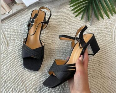 Sandale: Sandale — 11