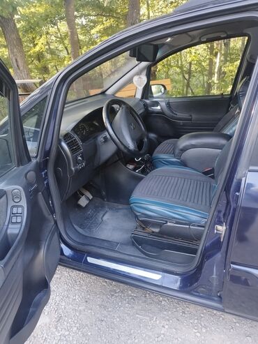Opel: Opel Zafira (A seriyası) miniven - Kuzov: tünd mavi, 5 qapılı - — 4