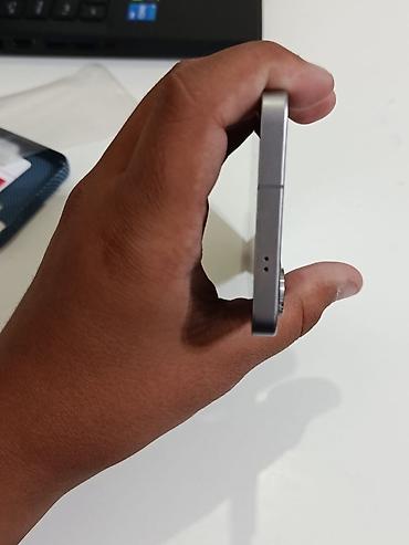 goggle pixel: Samsung Galaxy S25, Б/у, 256 ГБ, цвет - Серый, 2 SIM — 3