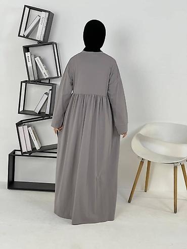 Повседневные платья: Платье-абайя в спокойном бежевом оттенке. - Свободный прямой крой с — 5