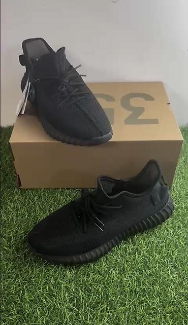 Patike: Patike – silueta inspirisana modelom 350 sa Boost-stil đonom Brojevi — 6