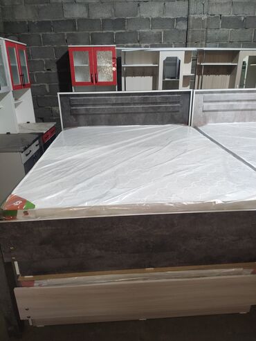 Двуспальные кровати: Двуспальная кровать, Новый, С матрасом, длина - 2000 см — 11