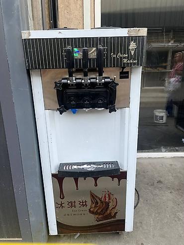 рожок: Аппарат для мягкого мороженого (soft ice cream machine) с тремя — 1