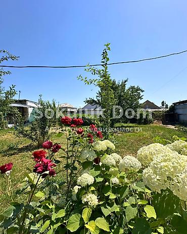Продажа коттеджей и домов: 🏠Продается дом в с. Сокулук 🟡 Комнаты: 5 🟡 Участок: 8 соток (по факту — 2