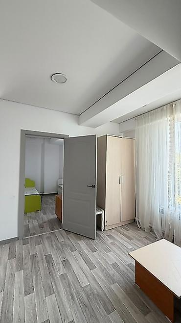 flat osh: Аламединский рынок Сдается 2х ком квартира Этаж: 3/3 Серия — 3