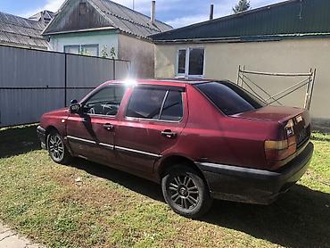 Продажа авто: Volkswagen Vento: 1992 г., 1.8 л, Механика, Бензин, Седан — 2