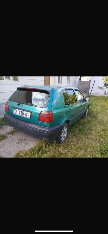 фольксваген кадди: Volkswagen Golf: 1992 г., 1.8 л, Механика, Бензин, Хэтчбэк