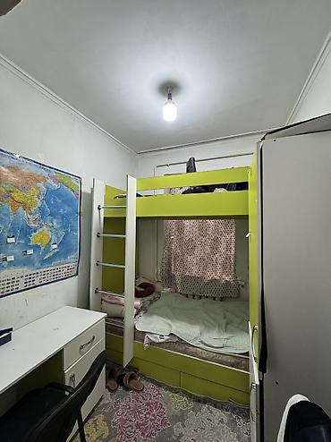 Продажа коттеджей и домов: Продается добротный дом Район: Старый толчок ул.Чагай 111 (300 метров — 4