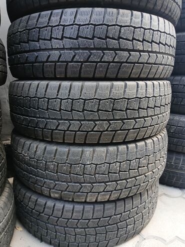 колесо от тачки: Шиналар 185 / 65 / R 15, Кыш, Колдонулган, Комплект, Жеңил унаалар, Жапония, Dunlop