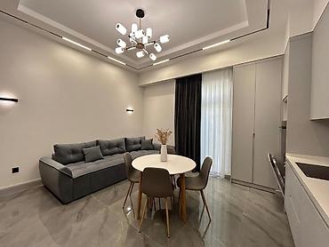 İcarəyə verilir 2 otaqlı yeni tikili 60 m², Ağ şəhər q. 1 600 AZN/ay at lalafo.az İcarəyə verilir 2 otaqlı yeni tikili 60 m², Ağ şəhər q. 1 600 AZN/ay