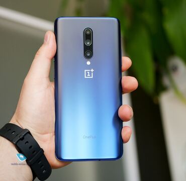 продажа сломанных телефонов: OnePlus 7 Pro, Б/у, 256 ГБ, цвет - Черный, 1 SIM, 2 SIM