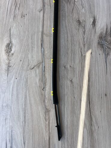 Двери и комплектующие: Накладка на дверь Передняя левая Toyota, Б/у, Оригинал — 6