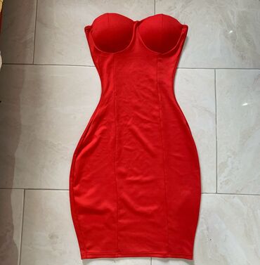 plišana crvena haljina: M (EU 38), L (EU 40), 9XL (EU 58), color - Red, Cocktail, Without sleeves