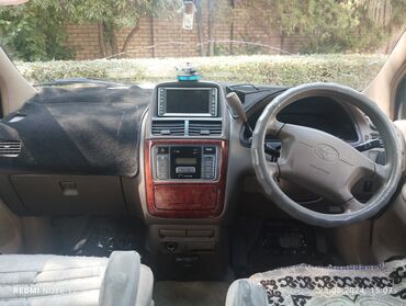 тойота ленд курузер: Toyota Gaia: 2002 г., 2 л, Автомат, Бензин, Минивэн