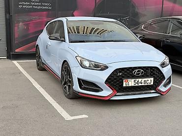 hyundai solaris 2019: Hyundai Veloster: 2019 г., 2 л, Механика, Бензин, Хэтчбэк — 7