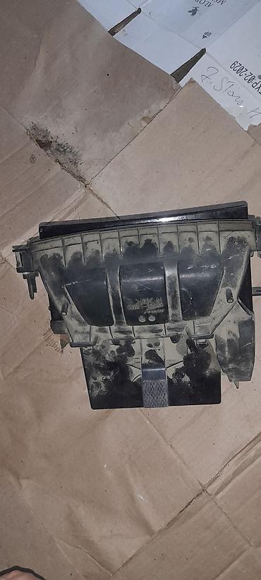 Автозапчасти: Məhsul: Avtomobil üçün torpedo (ön panel) daxilində əlavə saxlama — 2