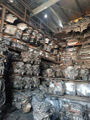 Sbor motorlar və silindr başlıqları: Müxtəlif markaların avtomobil mühərrikləri topdan satılır. Mühərriklər — 4