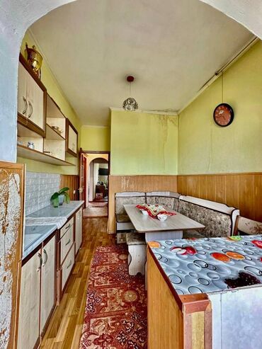Продажа квартир: 3 комнаты, 70 м², 106 серия, 8 этаж, Косметический ремонт