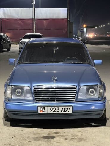 Mercedes-Benz: Mercedes-Benz 220: 1993 г., 2.2 л, Автомат, Газ, Седан