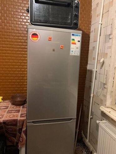 Uzunmüddətli kirayə mənzillər: Yalnız tələbə qızlara verilir. Evde her bir şərait var.istilik sistemi — 10