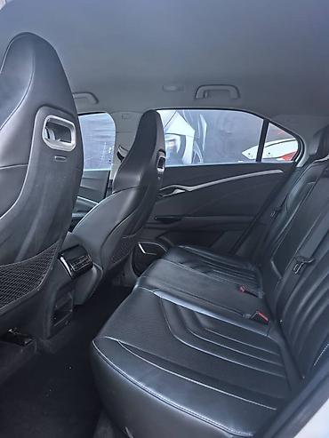 byd e1: Электромобиль neta U Pro (надписи на кузове: neta“U”, “Pro”). Кузов — 5