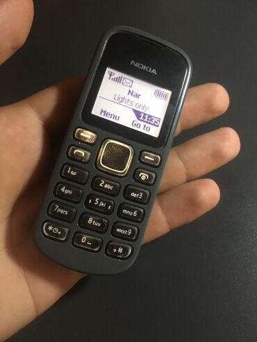 işdenmiş telfonlar: Nokia rəng - Boz